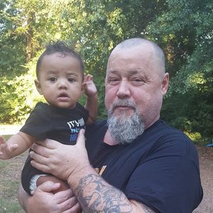 Meet your Posher, Lewis